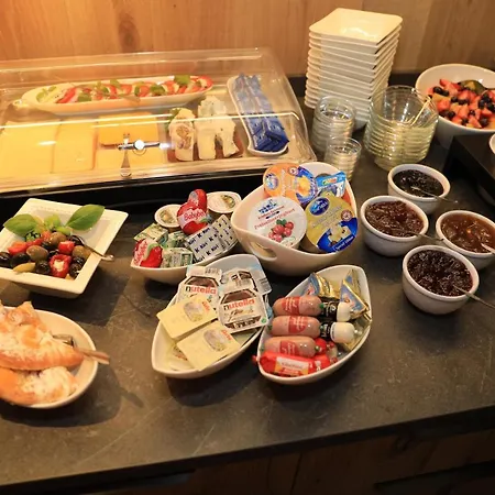 Seeapart Poeder 4* 라디스