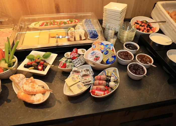 Seeapart Poeder 4* לאדיס